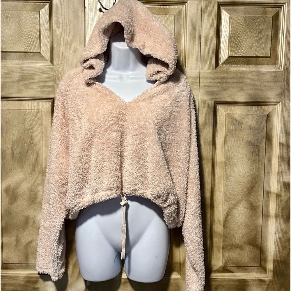 Hooded pull over crapped lightweight tan shirt jacket medium